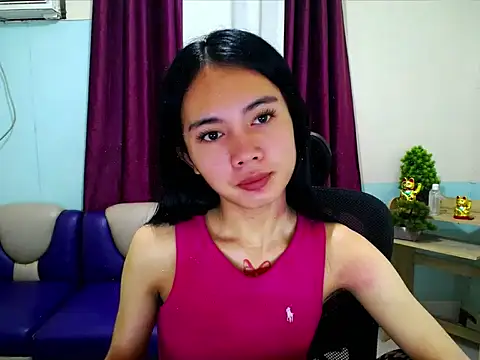 Snapshot of devine_goddess chatting on 05.19.26 devine goddess online show from 05.19.26
