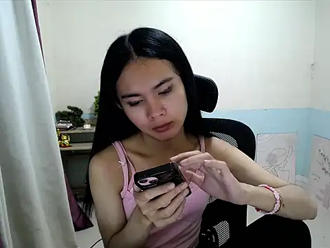 Snapshot of devine_goddess chatting on 06.26.26 devine goddess online show from 06.26.26