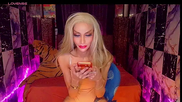 SeductiveSamanthaTS online show from 07.29.26
