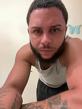 Tu PaPi Favorito online show from 07.10.26