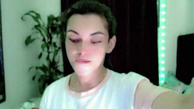 NathalialLooes online show from 07.19.26