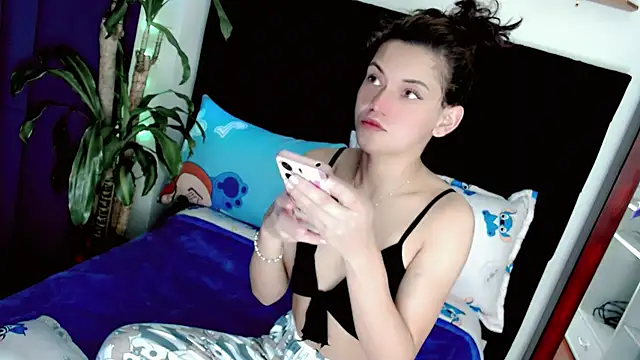 NathalialLooes online show from 07.23.26
