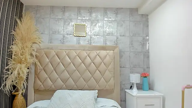 CleoFoxx  online show from 05.04.26