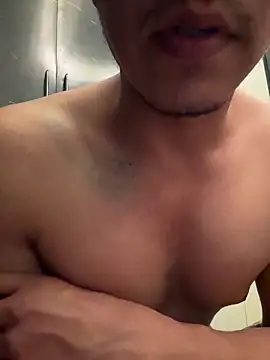 Snapshot of tonyxx000 chatting on 03.05.26 tonyxx000 online show from 03.05.26