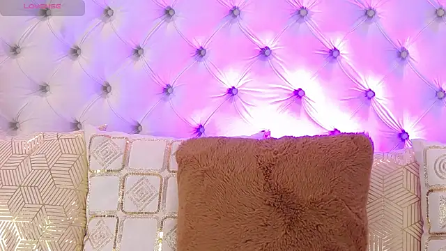 TamaraGreys online show from 03.20.26