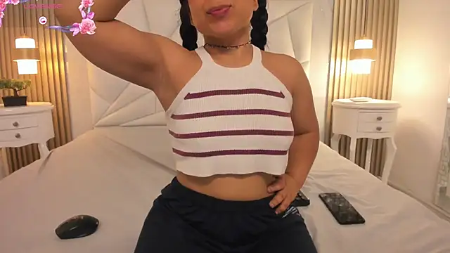 Snapshot of chiarafustox chatting on 03.10.26 chiarafustox online show from 03.10.26