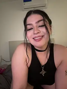 Snapshot of lolaaculaa chatting on 02.22.26 lolaaculaa online show from 02.22.26