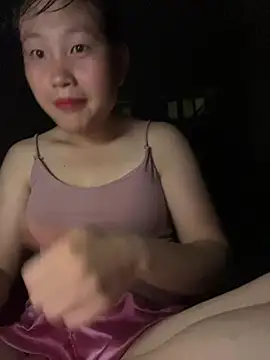 Snapshot of kekely chatting on 06.19.26 kekely online show from 06.19.26
