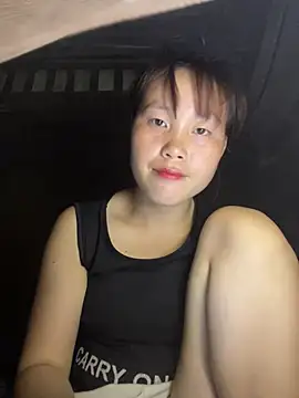 Snapshot of kekely chatting on 06.21.26 kekely online show from 06.21.26