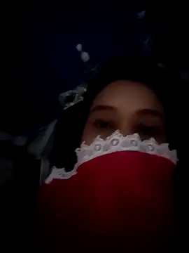 Snapshot of floraqueen2169 chatting on 02.18.26 floraqueen2169 online show from 02.18.26