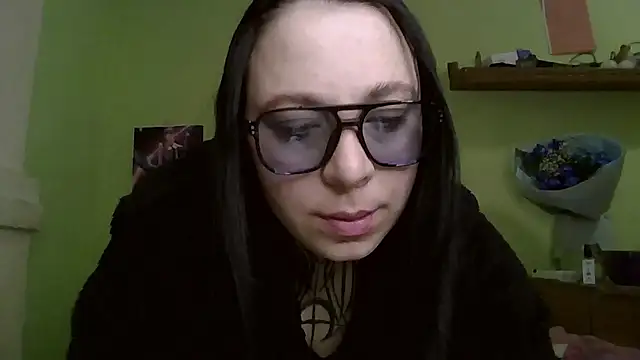 MillaSourety online show from 03.04.26