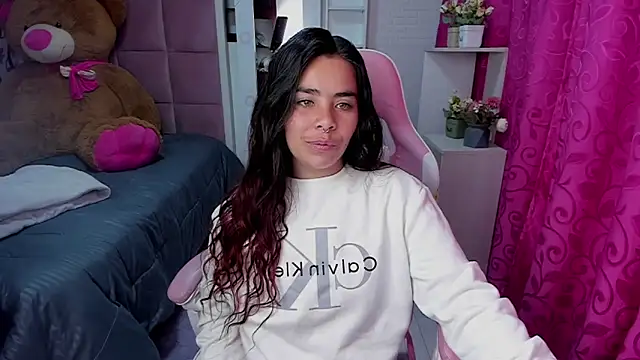 liany taylor online show from 02.15.26