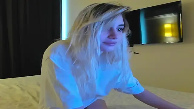 Lesyalisss online show from 04.20.26