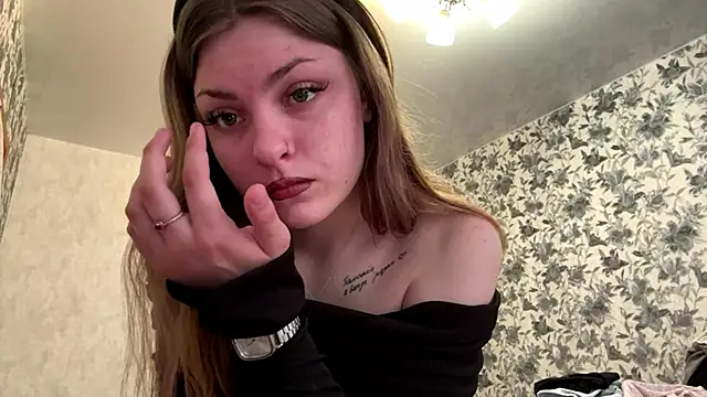 JackiStrum online show from 04.15.26