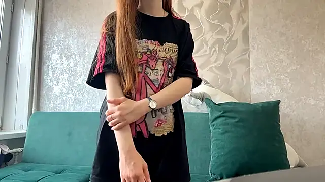 Snapshot of JuliaPoljak chatting on 03.26.26 JuliaPoljak online show from 03.26.26