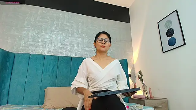 dulcenena moon online show from 03.14.26