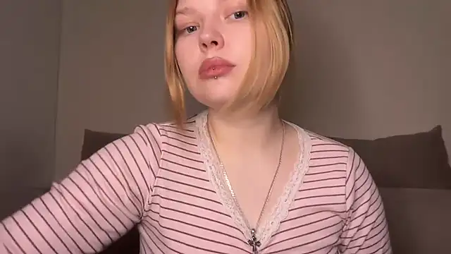 Ophelia Ritz online show from 04.30.26