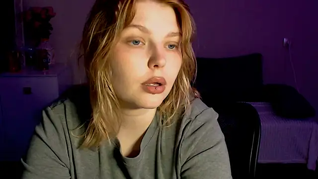 Ophelia Ritz online show from 05.10.26