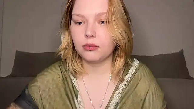 Ophelia Ritz online show from 05.14.26