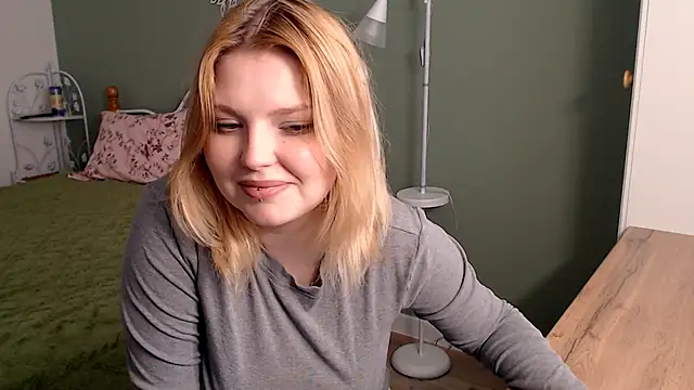 Ophelia Ritz online show from 06.13.26