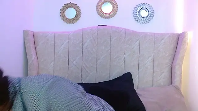 Iris bloom69 online show from 02.27.26