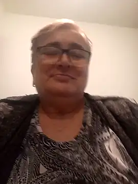 Snapshot of SusanStar874 chatting on 03.27.26 SusanStar874 online show from 03.27.26