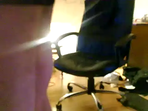 NylonSlave32 online show from 06.11.26