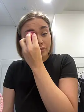 MonicaWestt online show from 02.12.26