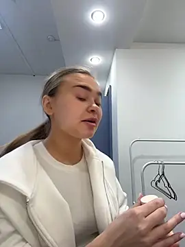 MonicaWestt online show from 03.19.26