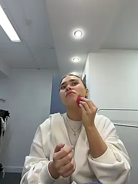 MonicaWestt online show from 04.24.26