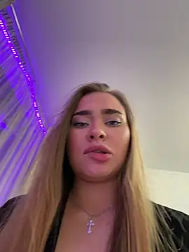Snapshot of MonicaWestt chatting on 05.31.26 MonicaWestt online show from 05.31.26