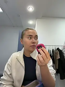 Snapshot of MonicaWestt chatting on 06.23.26 MonicaWestt online show from 06.23.26