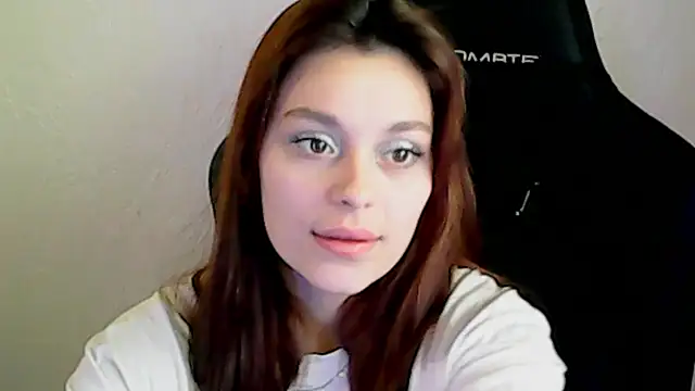 Snapshot of Eva_Avea chatting on 02.02.26 Eva Avea online show from 02.02.26