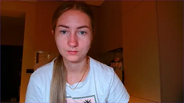 BluueSilk online show from 11.06.25