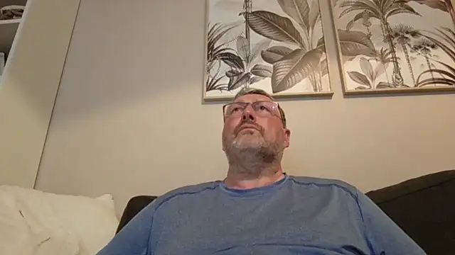 doudou310 online show from 05.04.26