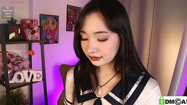 Noiry Vuvez online show from 04.23.26