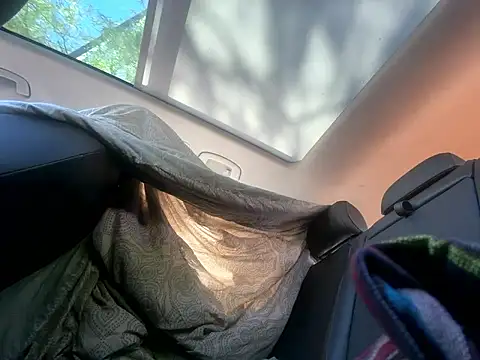 makemestayhard online show from 03.22.26