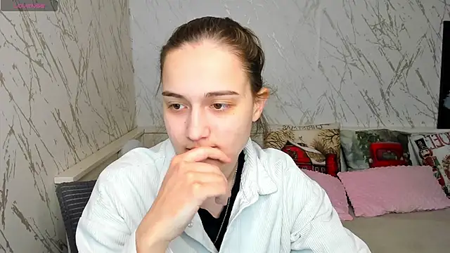 Alisa  Hall online show from 02.01.26