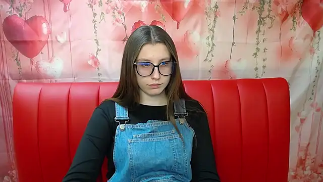 LilianaShine online show from 04.23.26