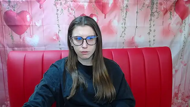 LilianaShine online show from 04.29.26
