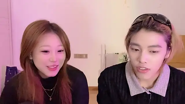 SM JIAJIA ZL online show from 04.29.26