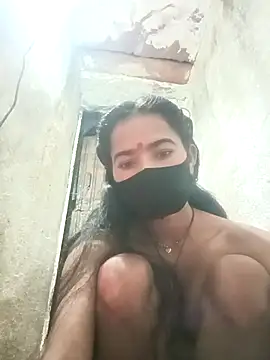 Sunali Bendre online show from 02.14.26