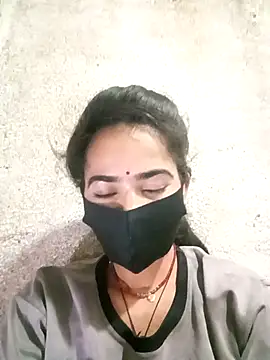 Sunali Bendre online show from 02.27.26