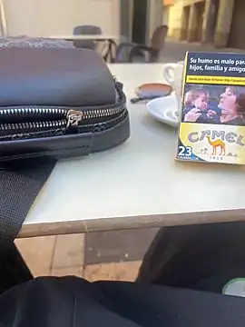 Snapshot of sifoubba91 chatting on 04.05.26 sifoubba91 online show from 04.05.26