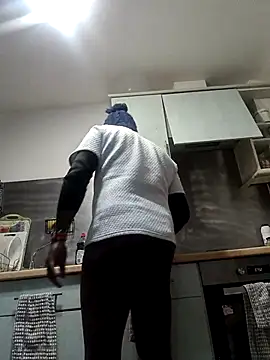 Truelove001 online show from 02.02.26