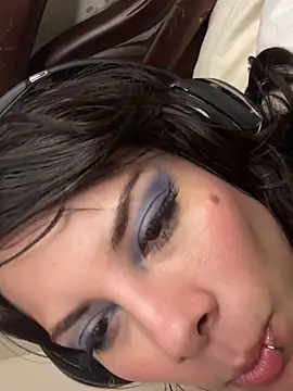 Snapshot of Isalove99 chatting on 02.09.26 Isalove99 online show from 02.09.26