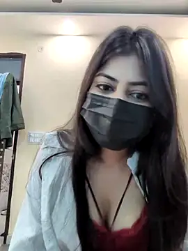 Snapshot of Confident_chic chatting on 02.14.26 Confident chic online show from 02.14.26