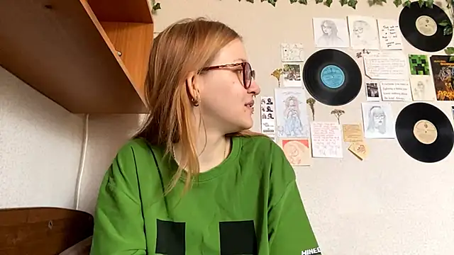 LaureenVielma online show from 04.25.26