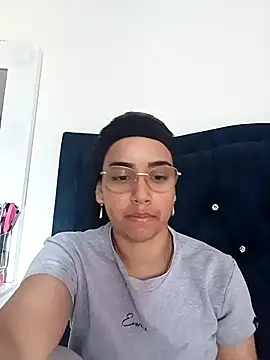 Snapshot of Diva_noir chatting on 02.14.26 Diva noir online show from 02.14.26