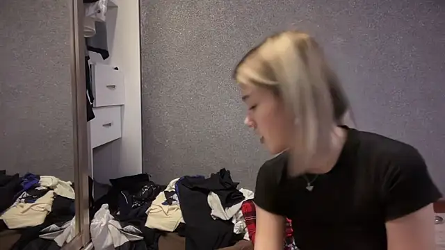 lilXdomiii online show from 02.18.26